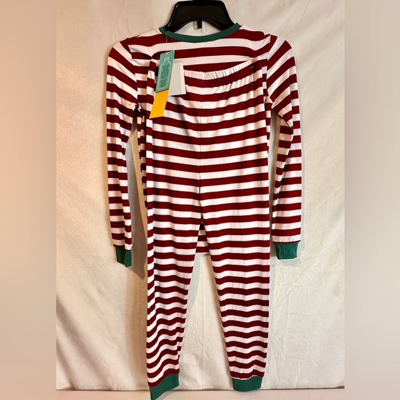 Pajama top and bottom set, red white and green for the holidays - Picture 6 of 6
